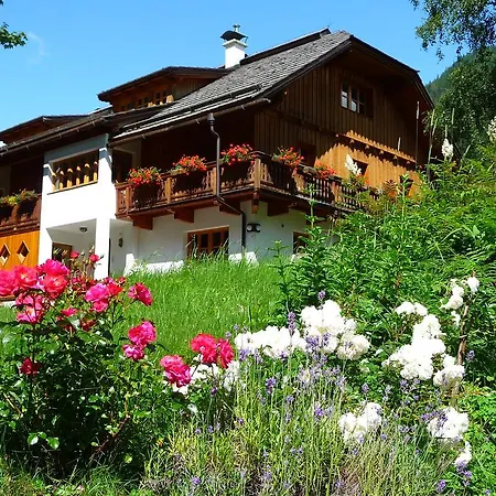 Fiausch Apartment