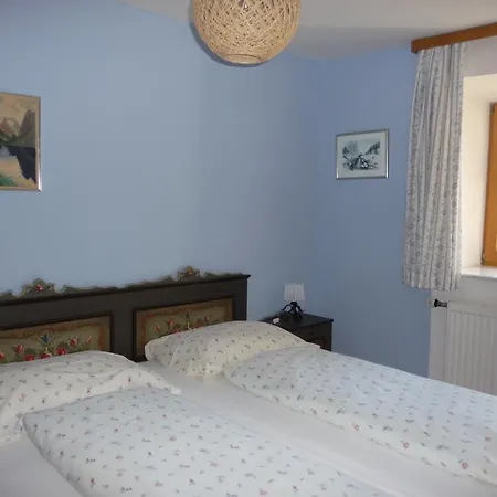 Fiausch Apartment *